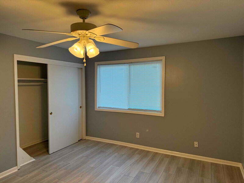 Building Photo - 2501 Nottingham Way