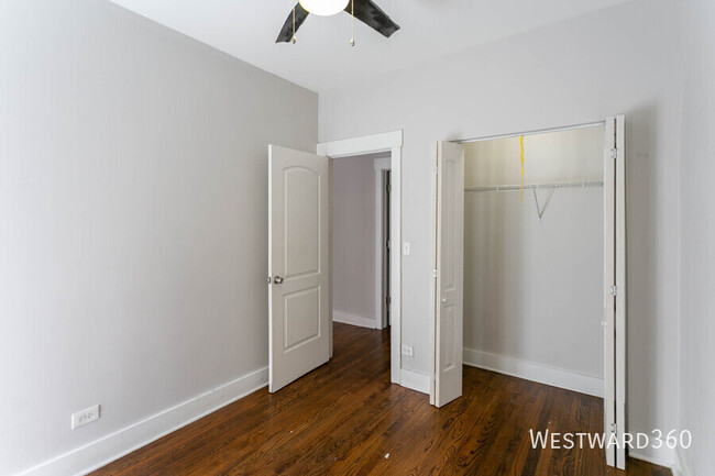 Building Photo - 1662.5 W Farwell Ave