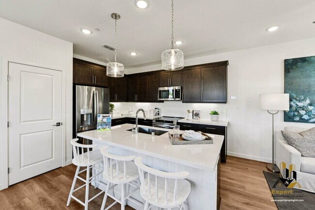 Building Photo - 8647 Starburst Way