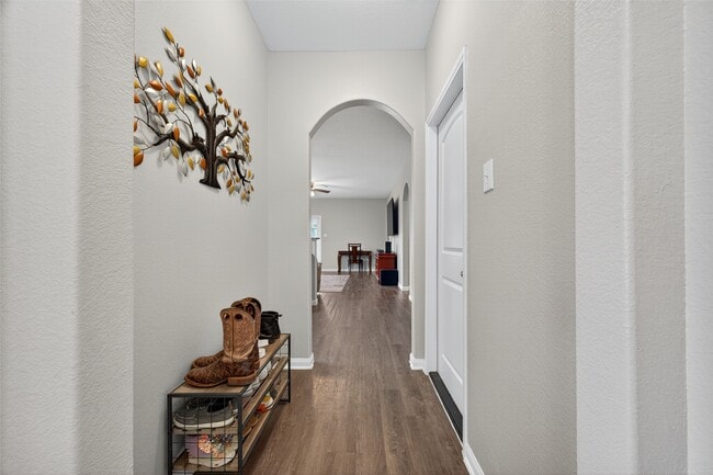 Building Photo - 542 Oporto Path