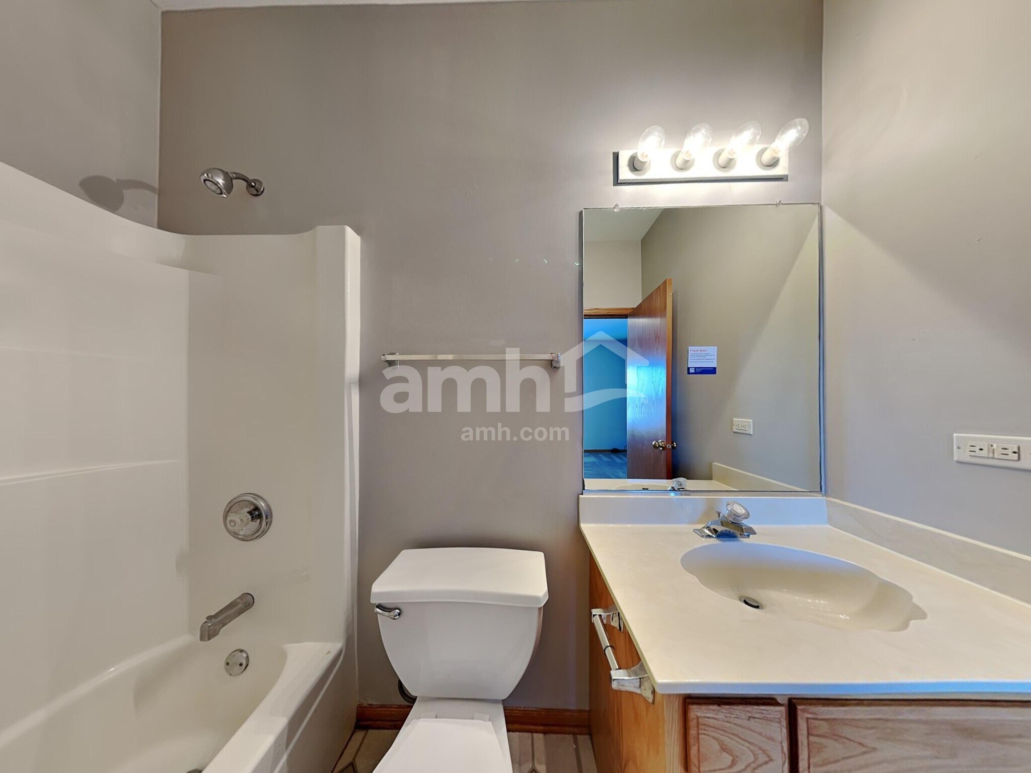 Building Photo - 4514 Skylark Ln