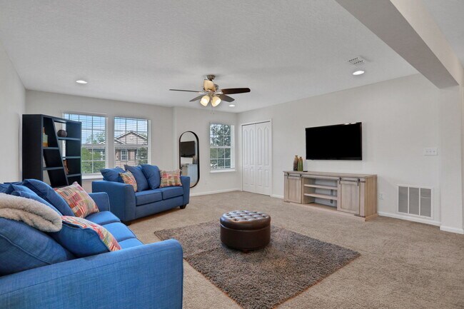 Building Photo - 16089 Garrett Grove Ct