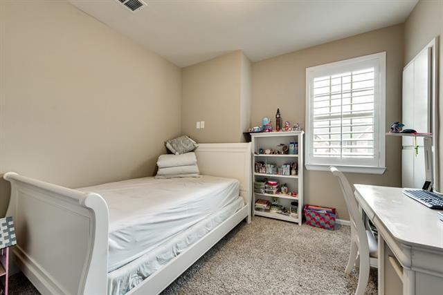 Building Photo - 2021 Garden Park Ct