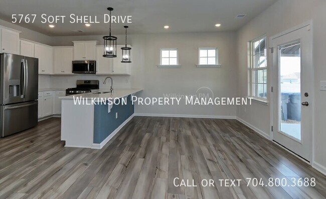 Building Photo - 5767 Soft Shell Dr