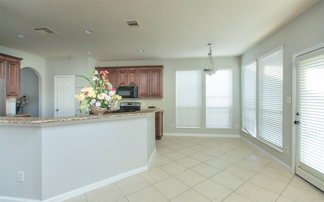 Building Photo - 20911 Avery Cove Ln