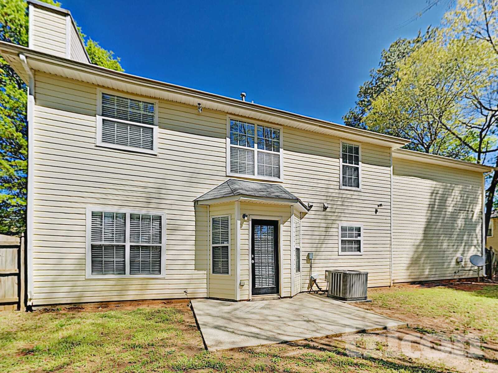 Building Photo - 5325 Rolling Meadow Dr SW