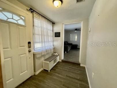 Building Photo - 706 Mission Dr