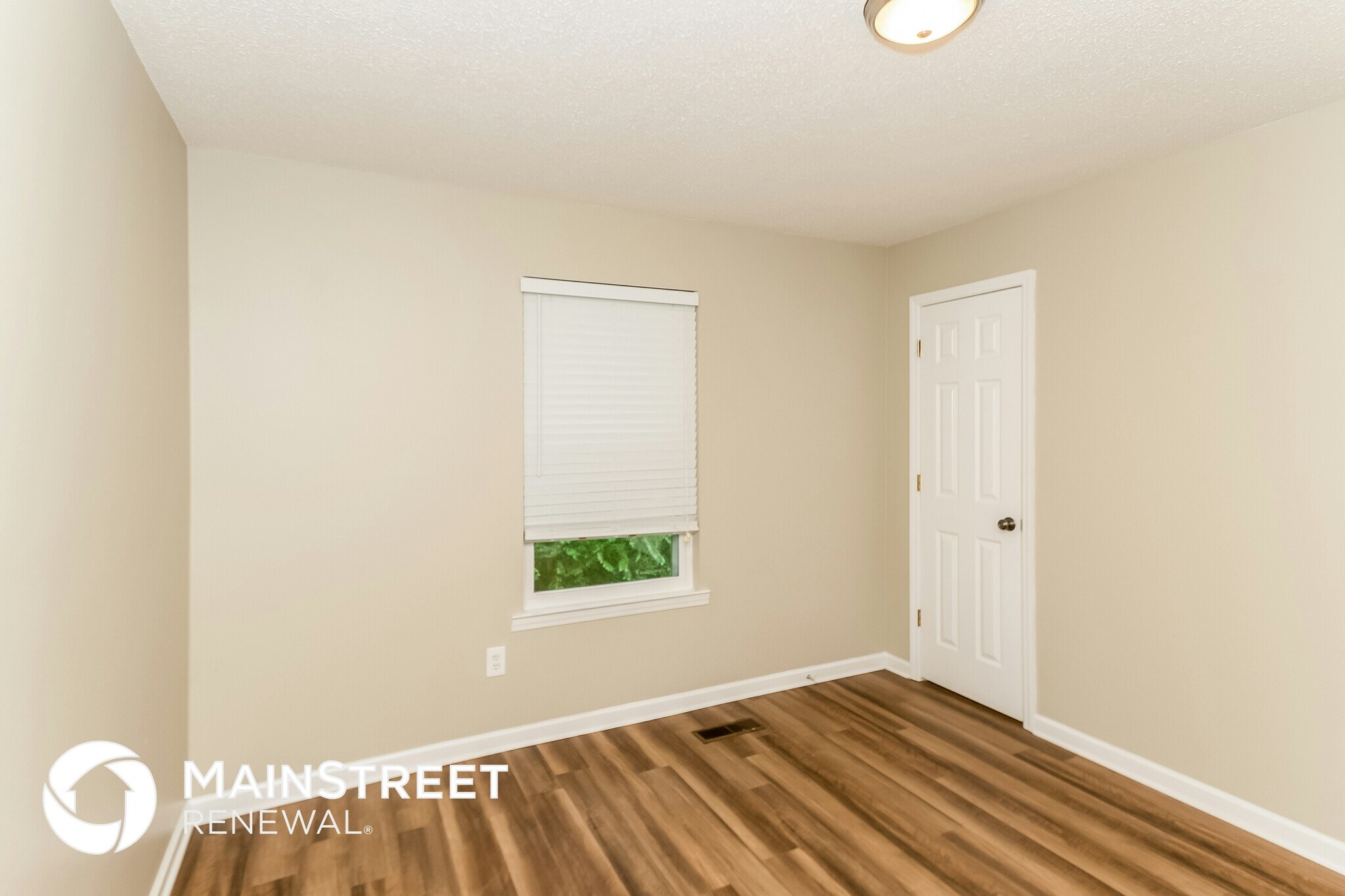 Building Photo - 720 Twin Ridge Dr