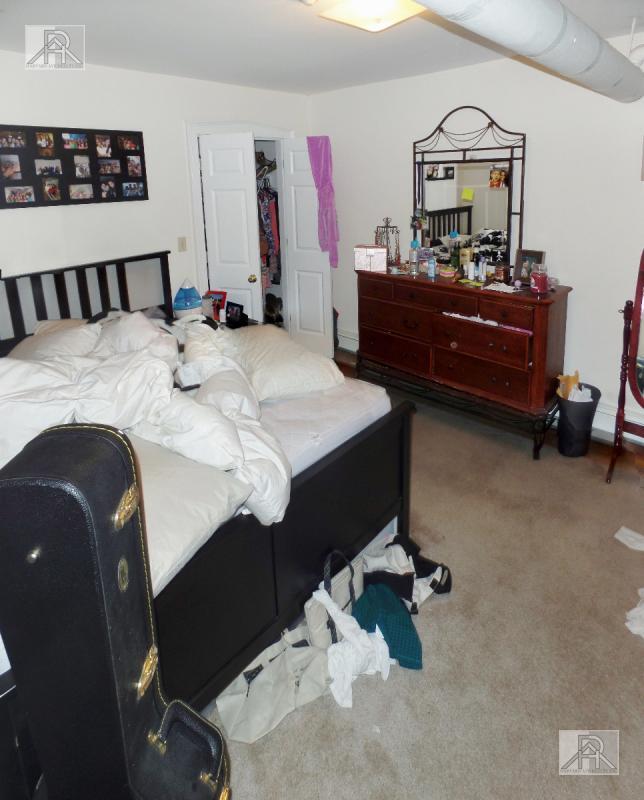 Building Photo - 25 Glenville Ave