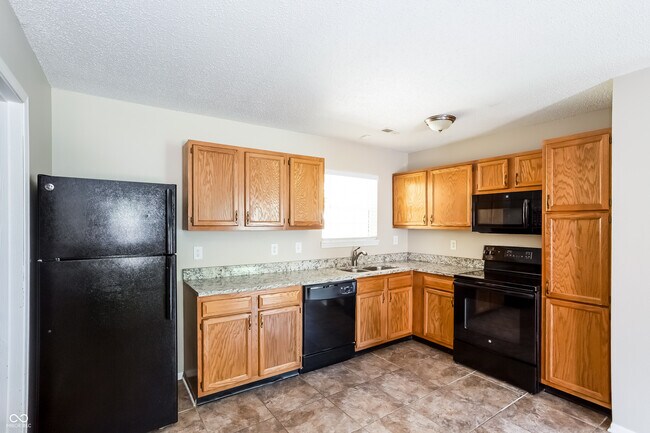 Building Photo - 1843 Sweet Blossom Ln