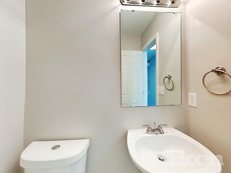 Building Photo - 9250 Austin Ridge Ln