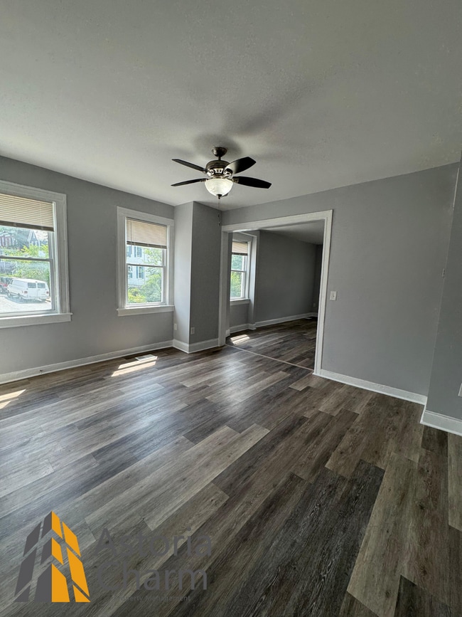 Building Photo - Move in by March 31st - Pick your move in incentive: A TV, 1 month free on a 13th month lease, or...