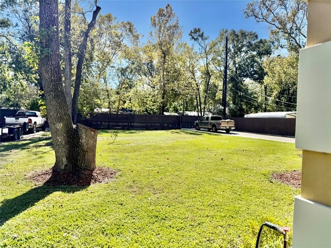 Building Photo - 610 Elk Dr