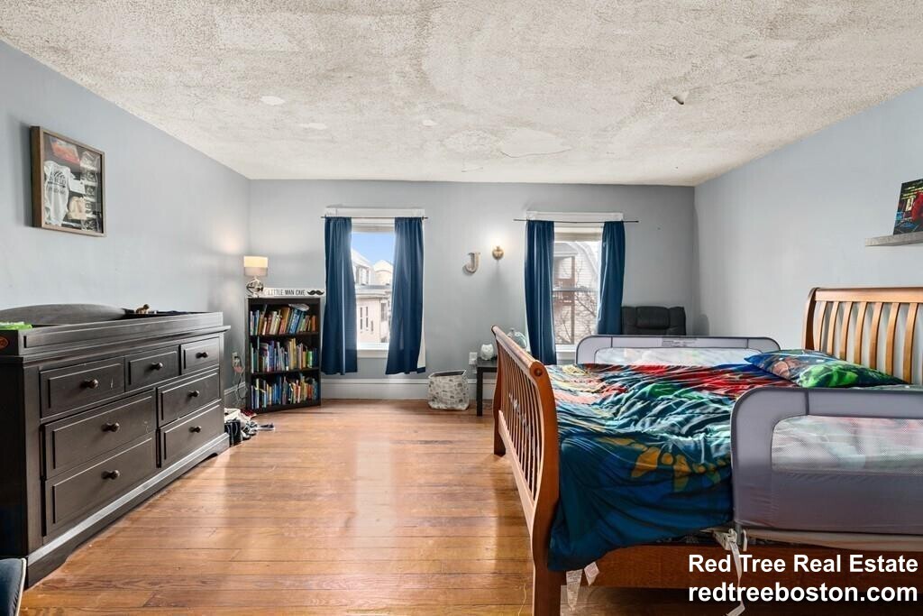 Building Photo - 14 Bowdoin St