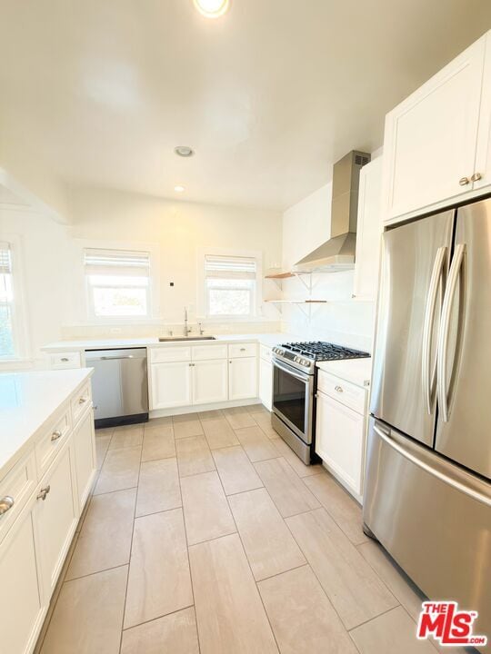 Building Photo - 466 1/2 N Gardner St