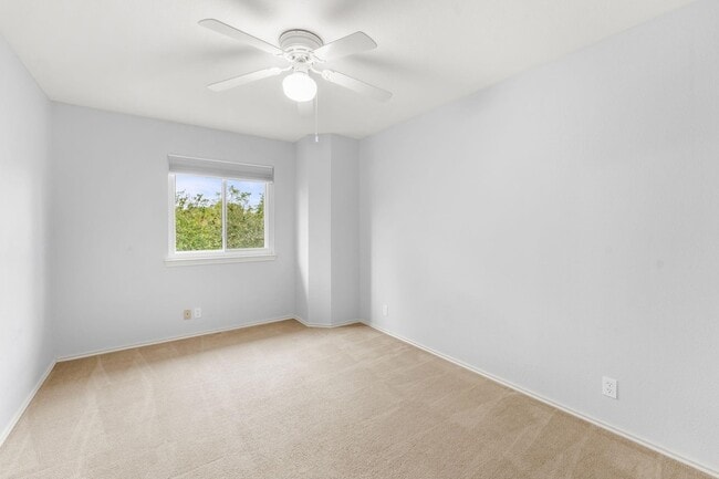 Building Photo - 3704 Caney Creek Rd
