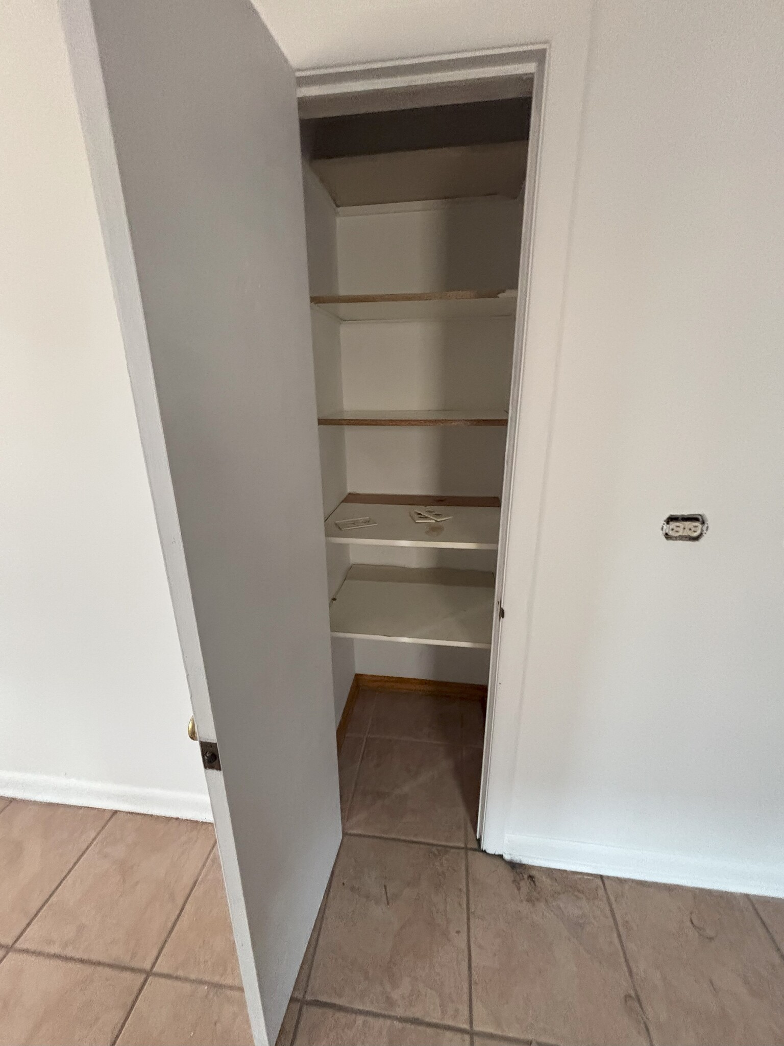 Pantry - 1125 Bohland Ave