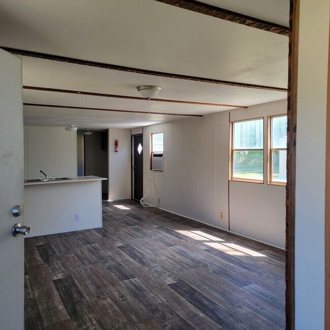 Building Photo - 8582 Rye Patch Rd