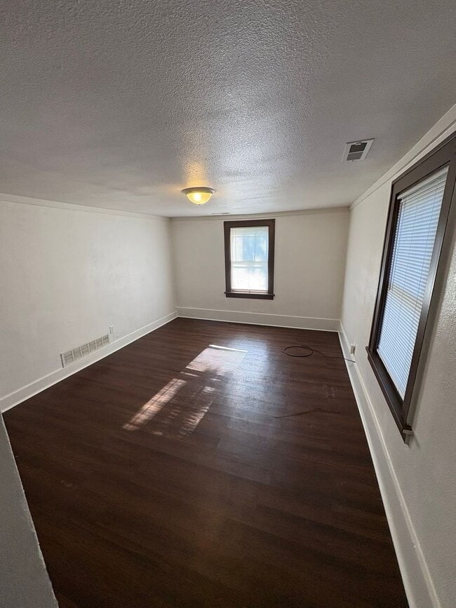 Building Photo - 1017 N 19th St