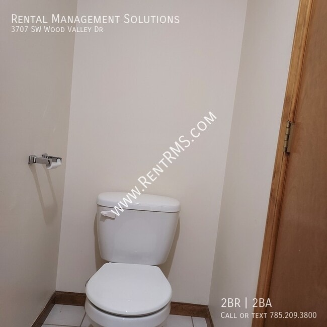 Building Photo - 3707 SW Wood Valley Dr