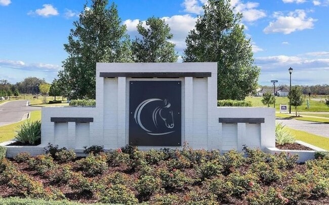 Building Photo - 4 Bedroom Home in Cheval Point Subdivision