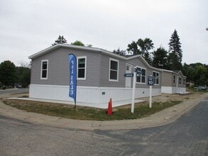 Building Photo - 7255 126th St W