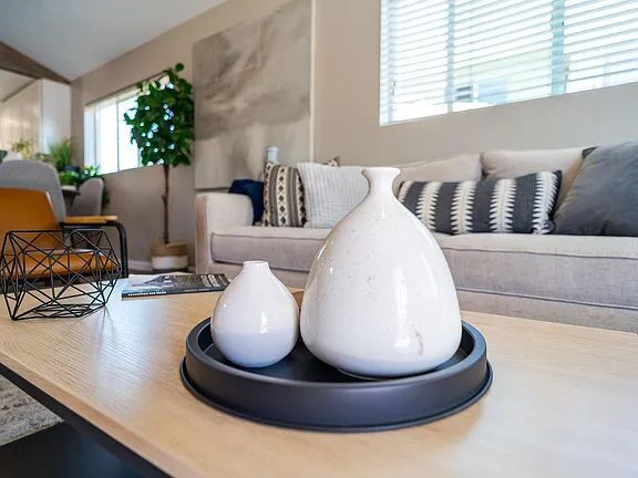 Building Photo - "Charming 2-Bedroom San Diego Retreat with...