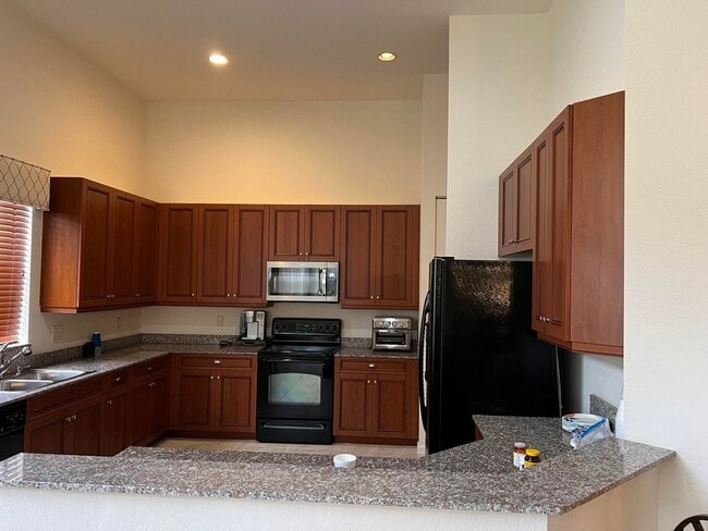 Building Photo - 9774 Isles Cay Dr