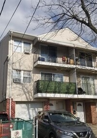 Building Photo - 40 Fisk St