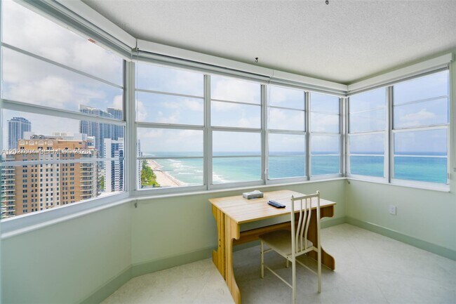 Building Photo - 1950 S Ocean Dr