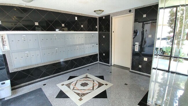 Floorplan - Carmel Heights Apts