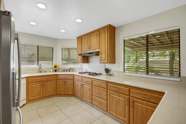 Building Photo - 79825 Camelback Dr