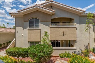 Building Photo - 1500 Cardinal Peak Ln