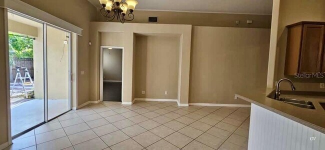 Building Photo - 5334 Clover Mist Dr