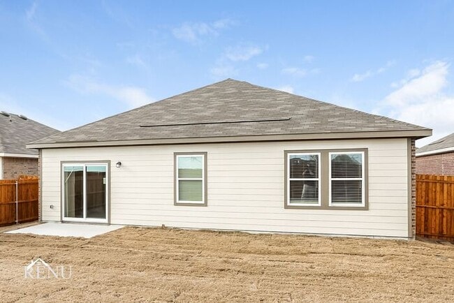 Building Photo - 524 London Dr