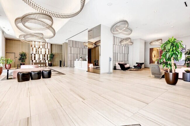 Building Photo - 4010 S Ocean Dr