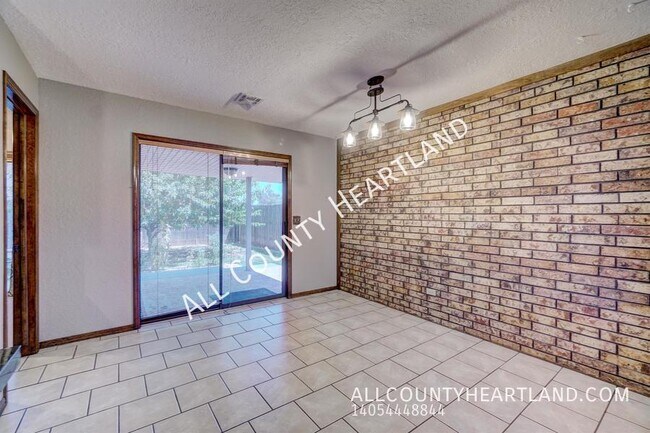 Building Photo - 10408 Casa Linda