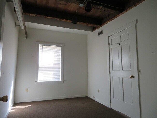 Building Photo - 271 Titusville Rd