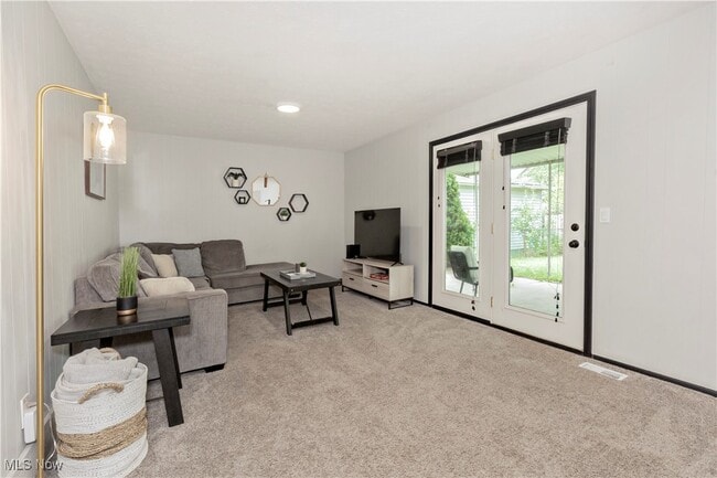 Building Photo - 1178 Mohegan Trl