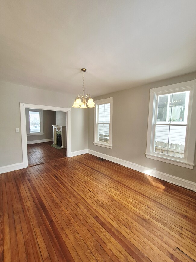 Building Photo - 3115 4th Ave