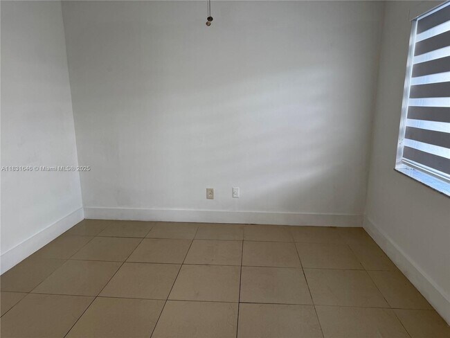 Building Photo - 18216 Mediterranean Blvd