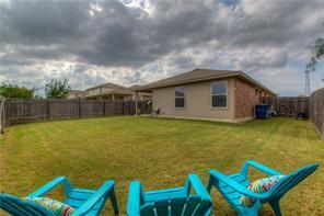 Building Photo - 1004 Gentry Dr