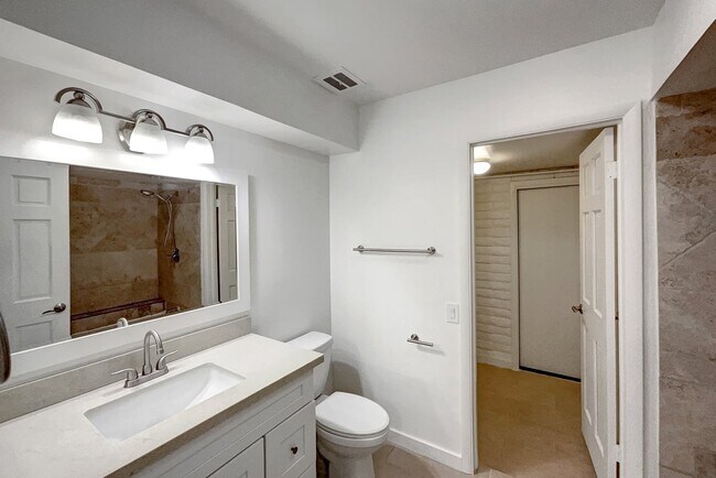 Building Photo - 6301 E Sweetwater Ave