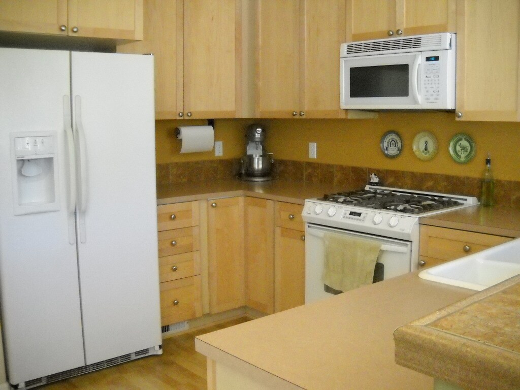 Building Photo - 11246 SW 84th Ave