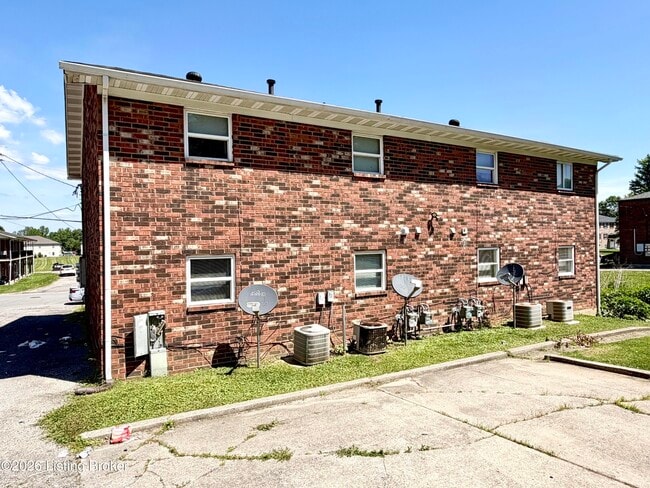 Building Photo - 3216 Fordhaven Rd