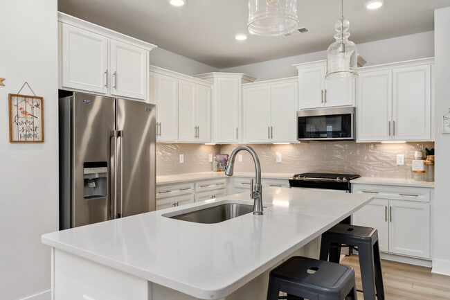 Building Photo - 218 Grange Vly Ln