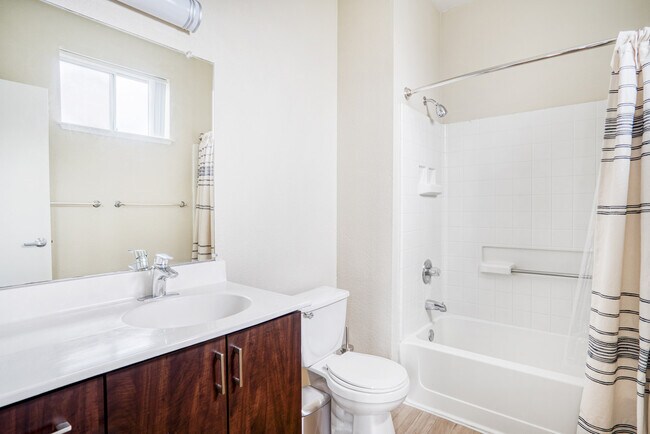 Building Photo - 508 Railway Ave