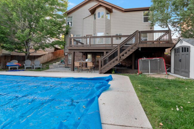 Building Photo - Charming 6 beds 3 baths in Denver!