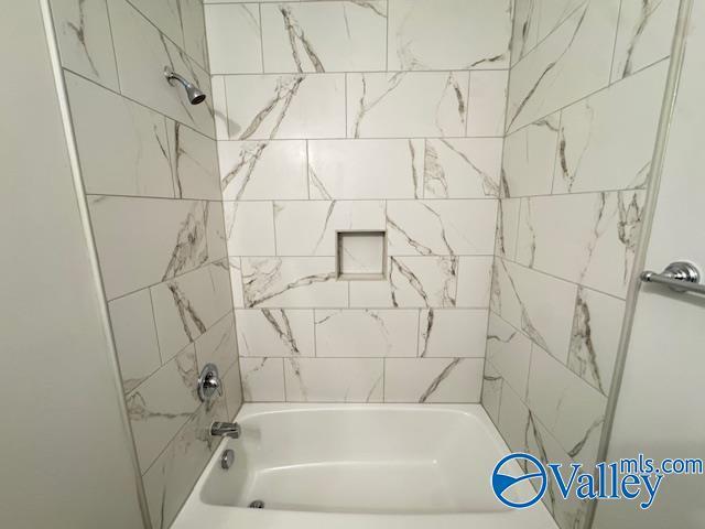 Building Photo - 119 Harper Ln