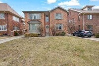 Building Photo - 904 Trombley Rd